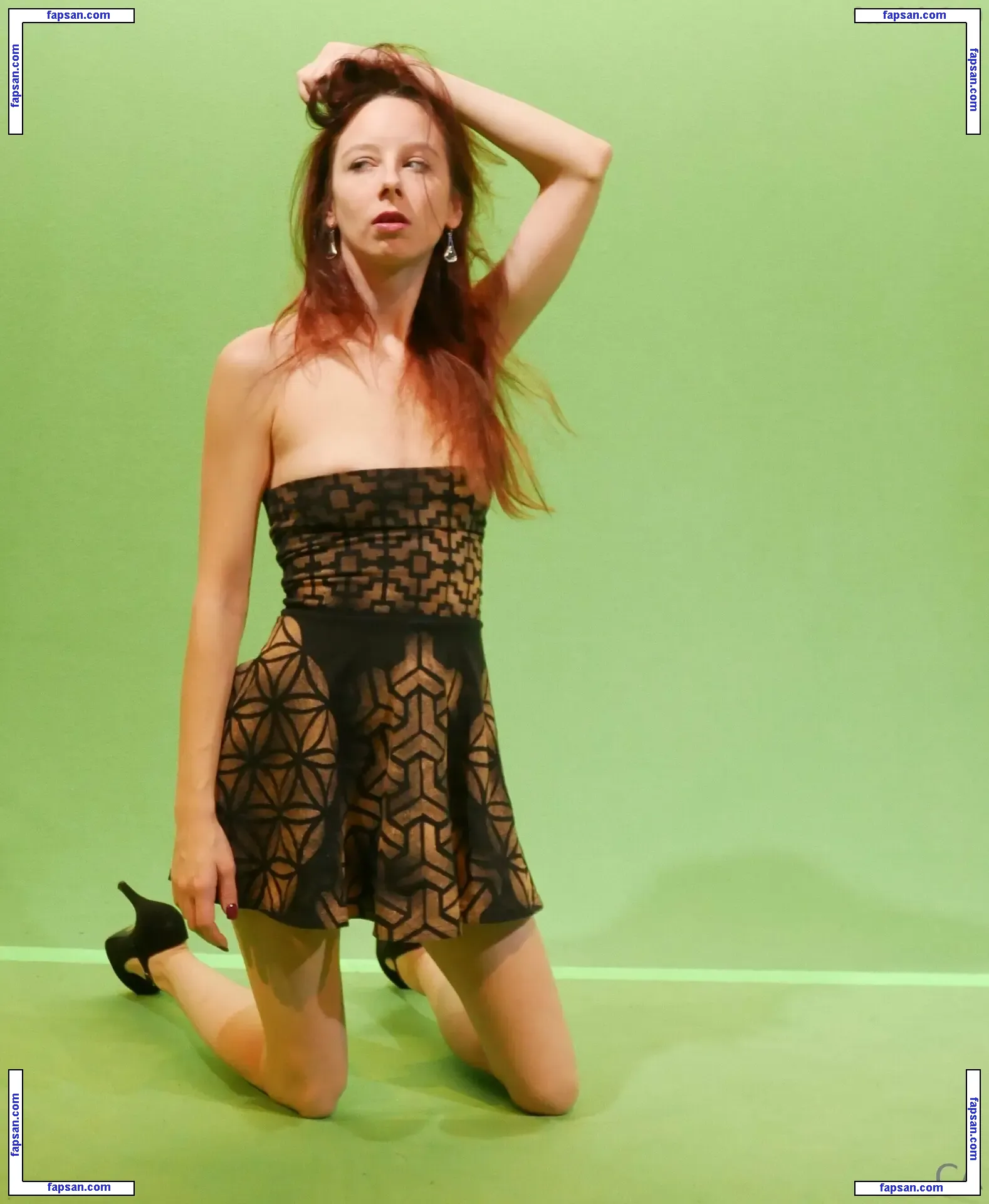 petitedemons nude photo #0010 from OnlyFans