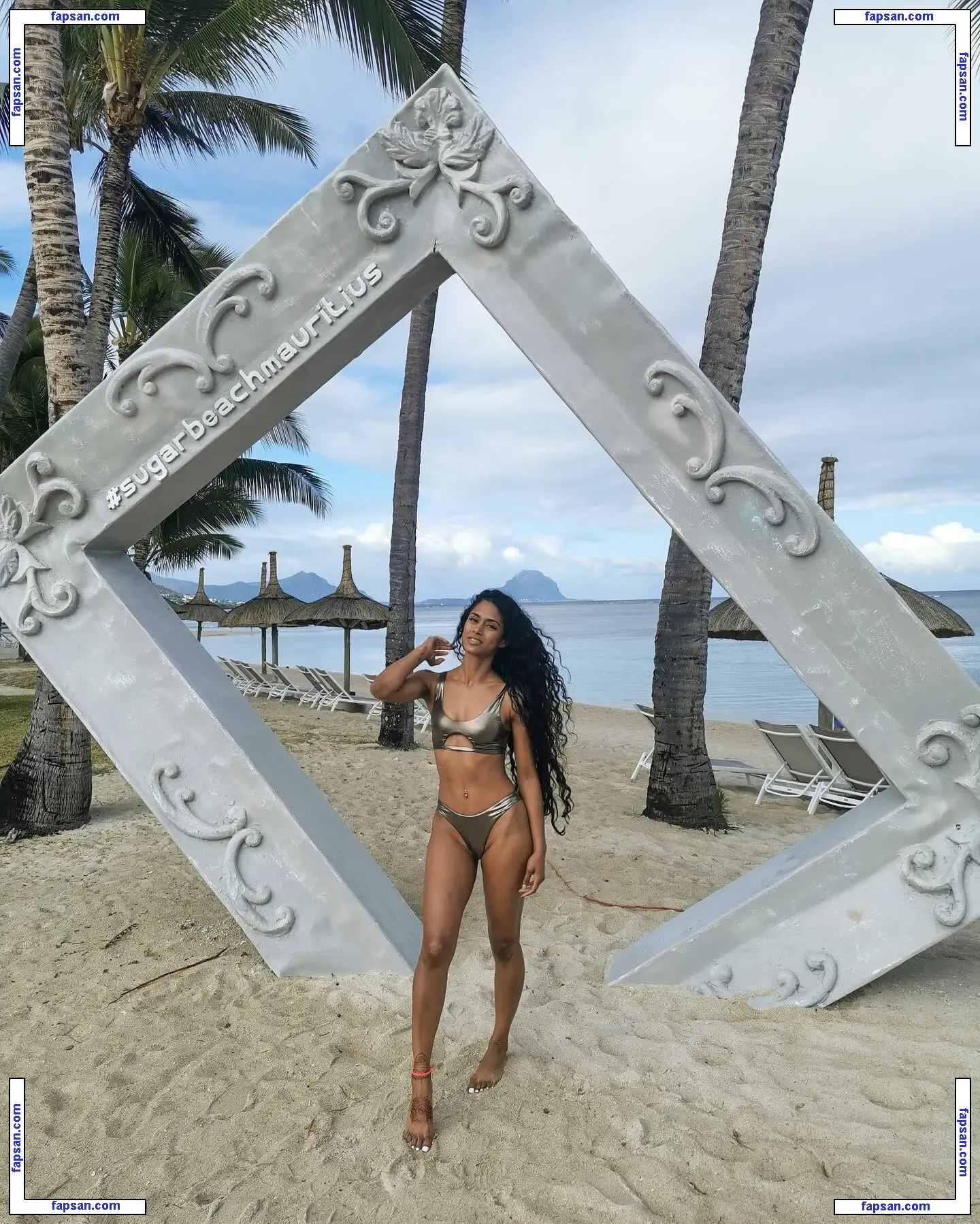 petitemauritian nude photo #0024 from OnlyFans