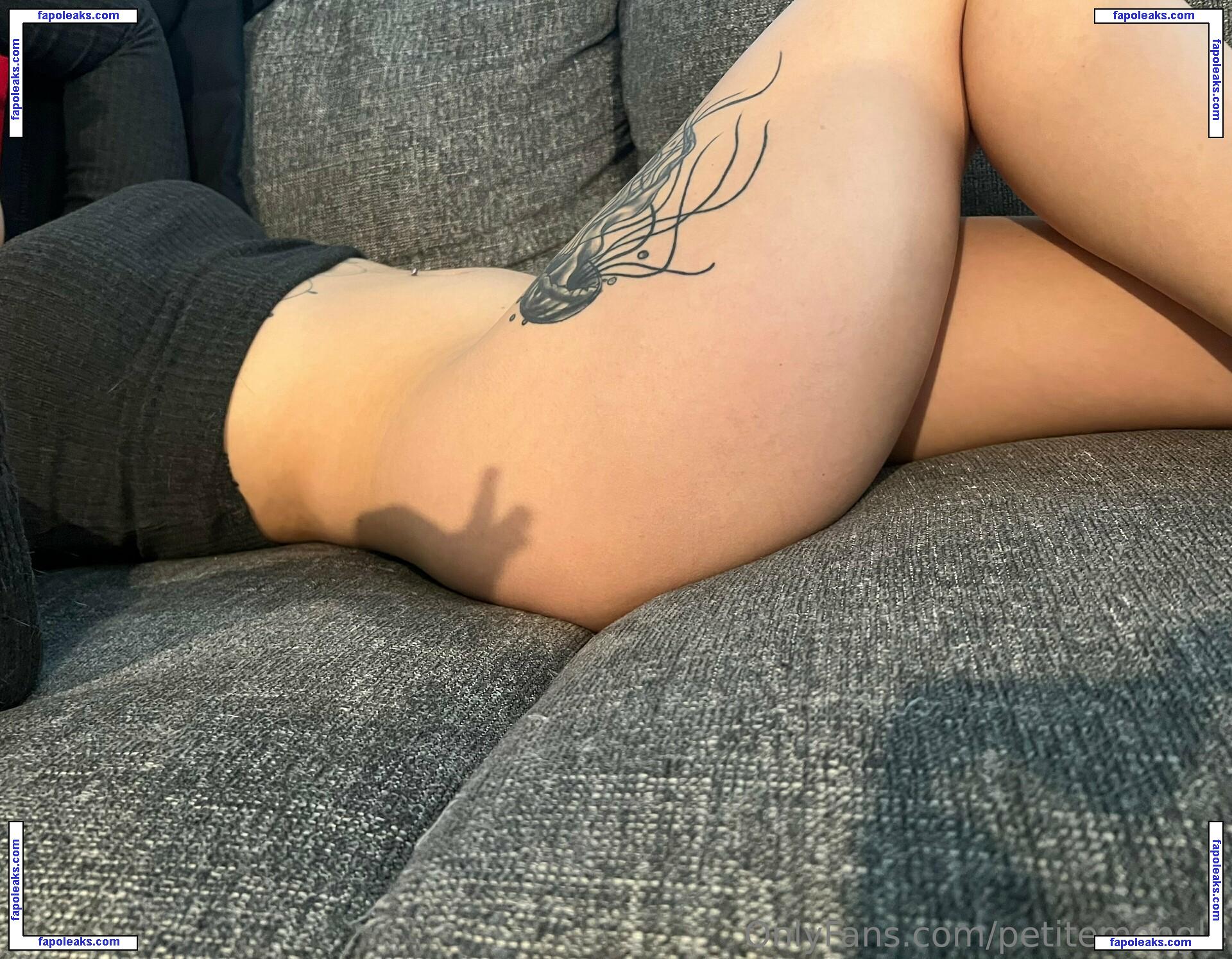 petitemongle / petitemandie nude photo #0017 from OnlyFans