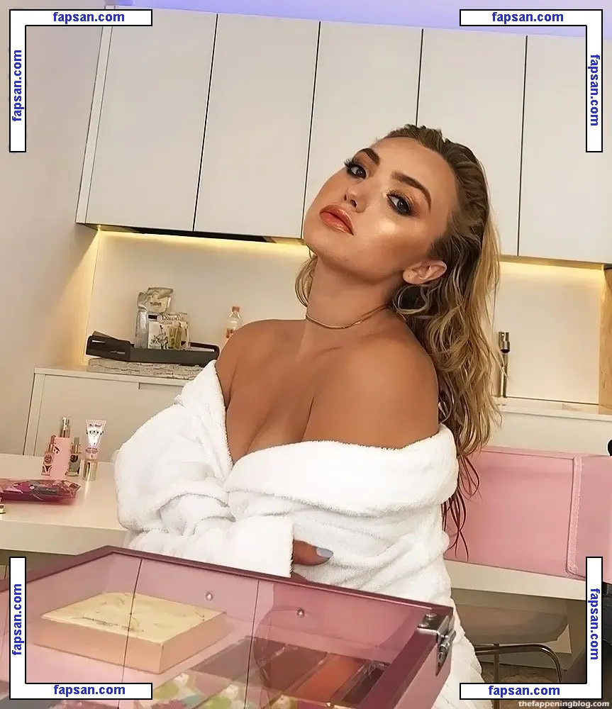 Peyton List nude photo #0117 from OnlyFans