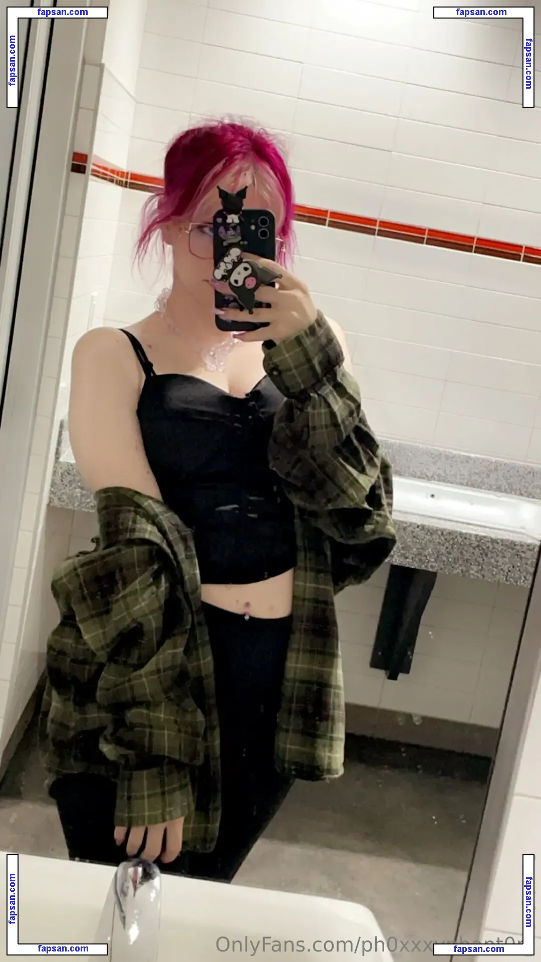 ph0xxxyphant0m nude photo #0017 from OnlyFans