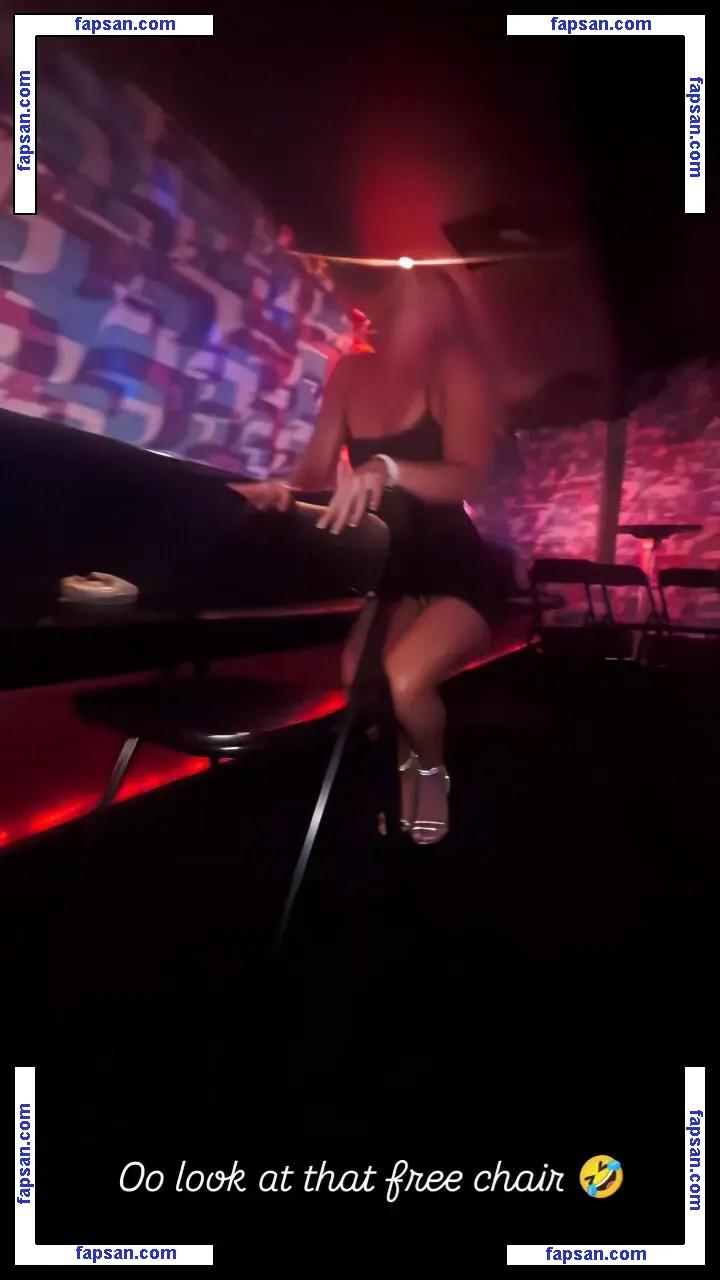 Phillipa Sharples nude photo #0028 from OnlyFans