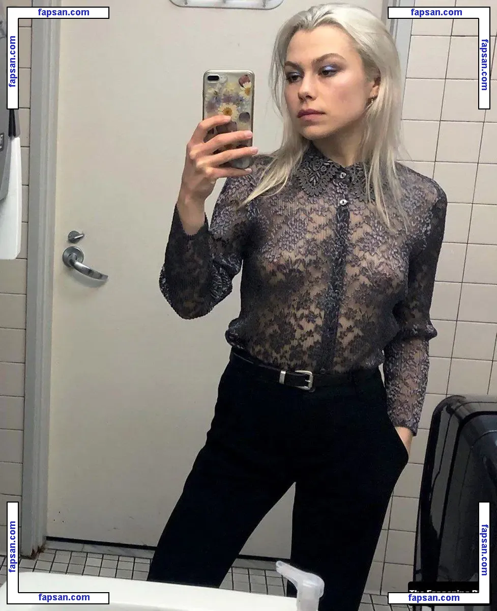 Phoebe Bridgers nude photo #0009 from OnlyFans