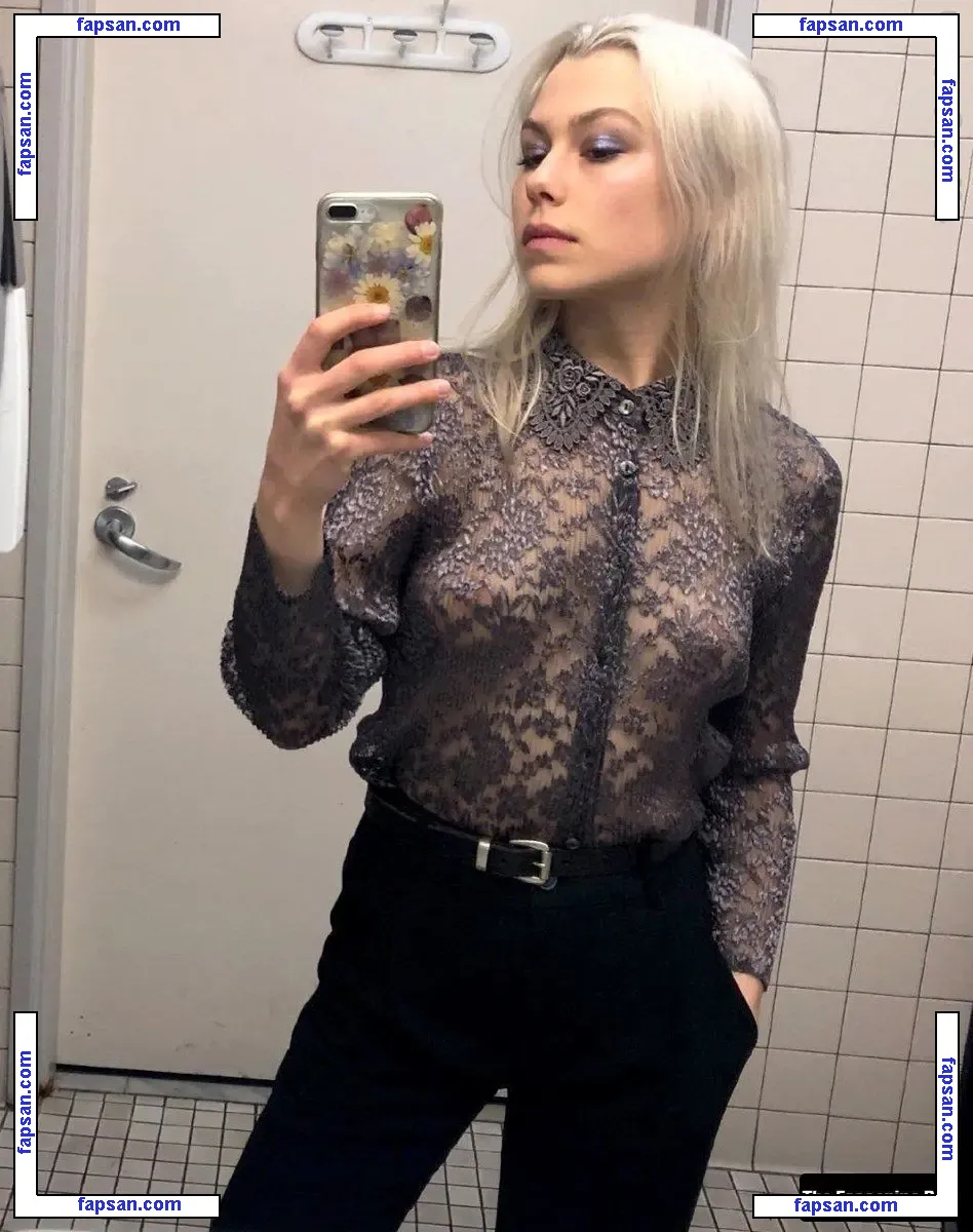 Phoebe Bridgers nude photo #0013 from OnlyFans