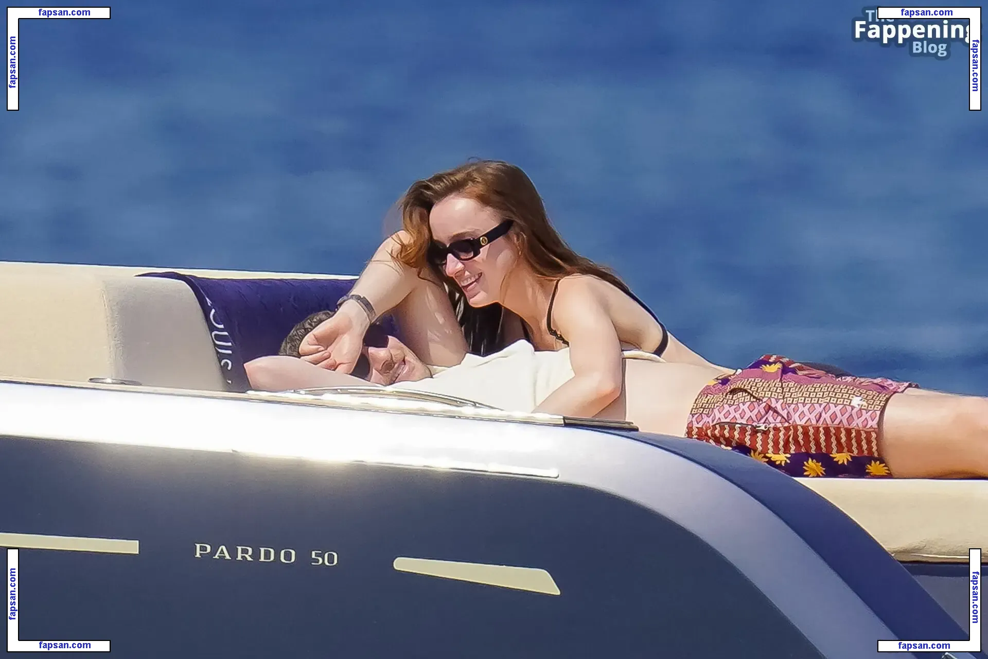 Phoebe Dynevor nude photo #0216 from OnlyFans