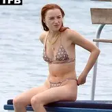 Phoebe Dynevor nude #0101