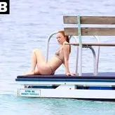 Phoebe Dynevor nude #0138