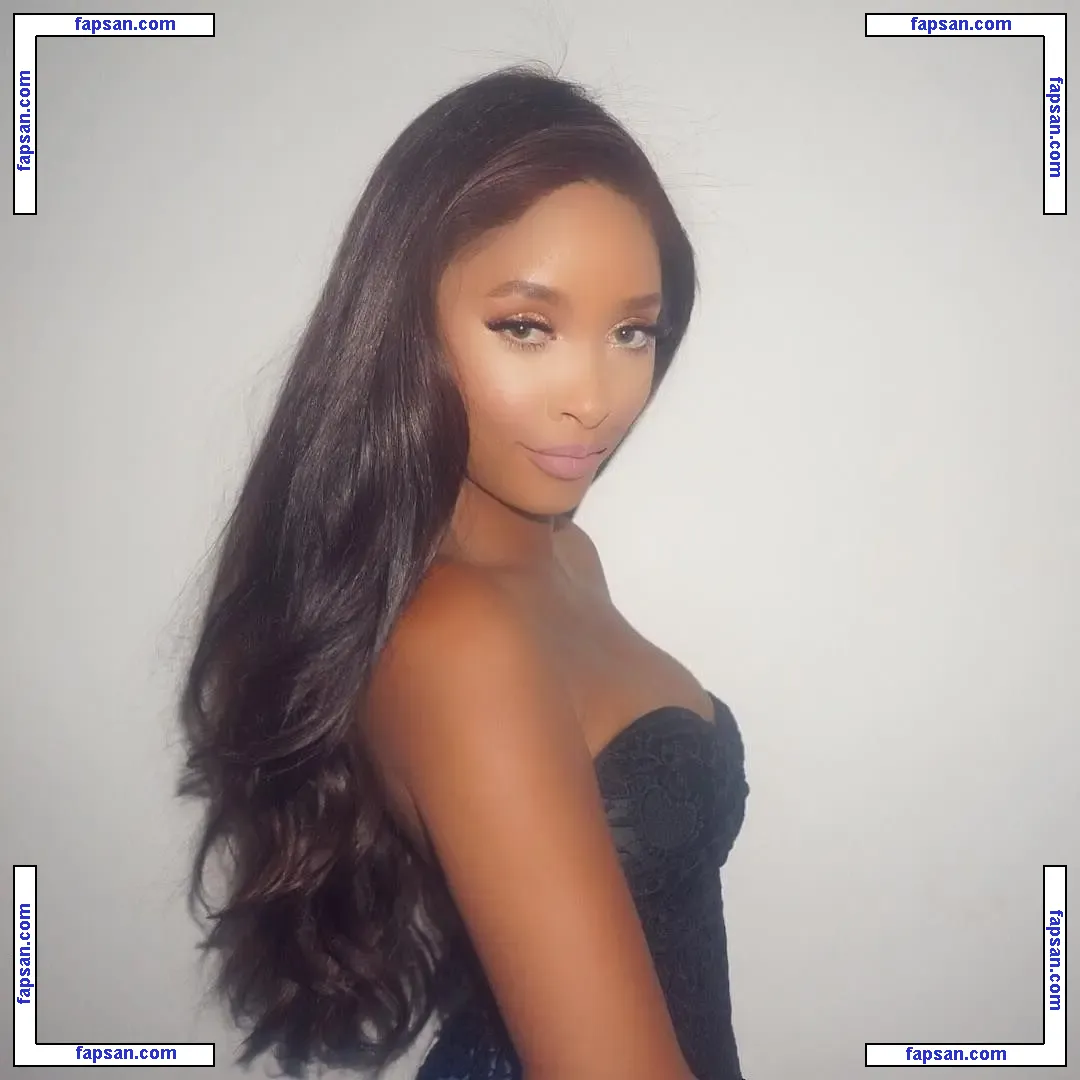 Phoenix Skye nude photo #0002 from OnlyFans