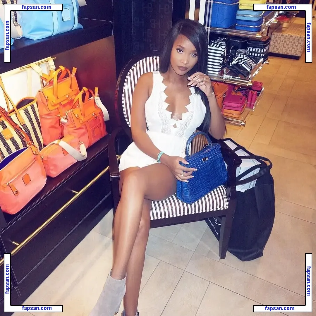 Phoenix Skye nude photo #0004 from OnlyFans