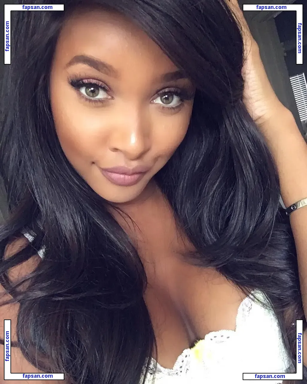Phoenix Skye nude photo #0028 from OnlyFans