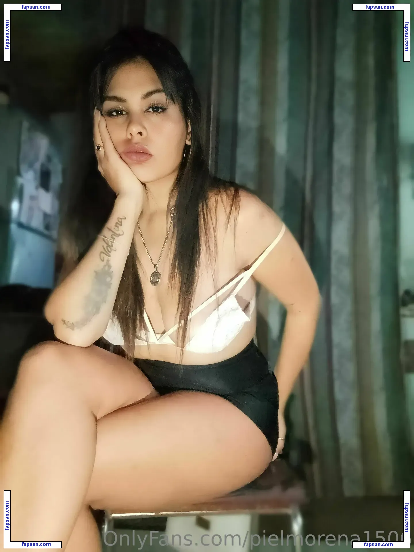 pielmorena1506 nude photo #0021 from OnlyFans