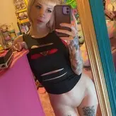 Piercing Poli’s nude #0001