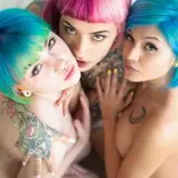 Pink Suicide голая #0028