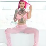 Pink Suicide голая #0107