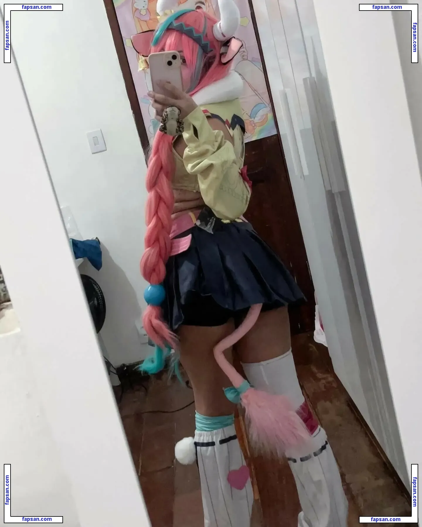 pinkstrawbells голая фото #0001 с Онлифанс