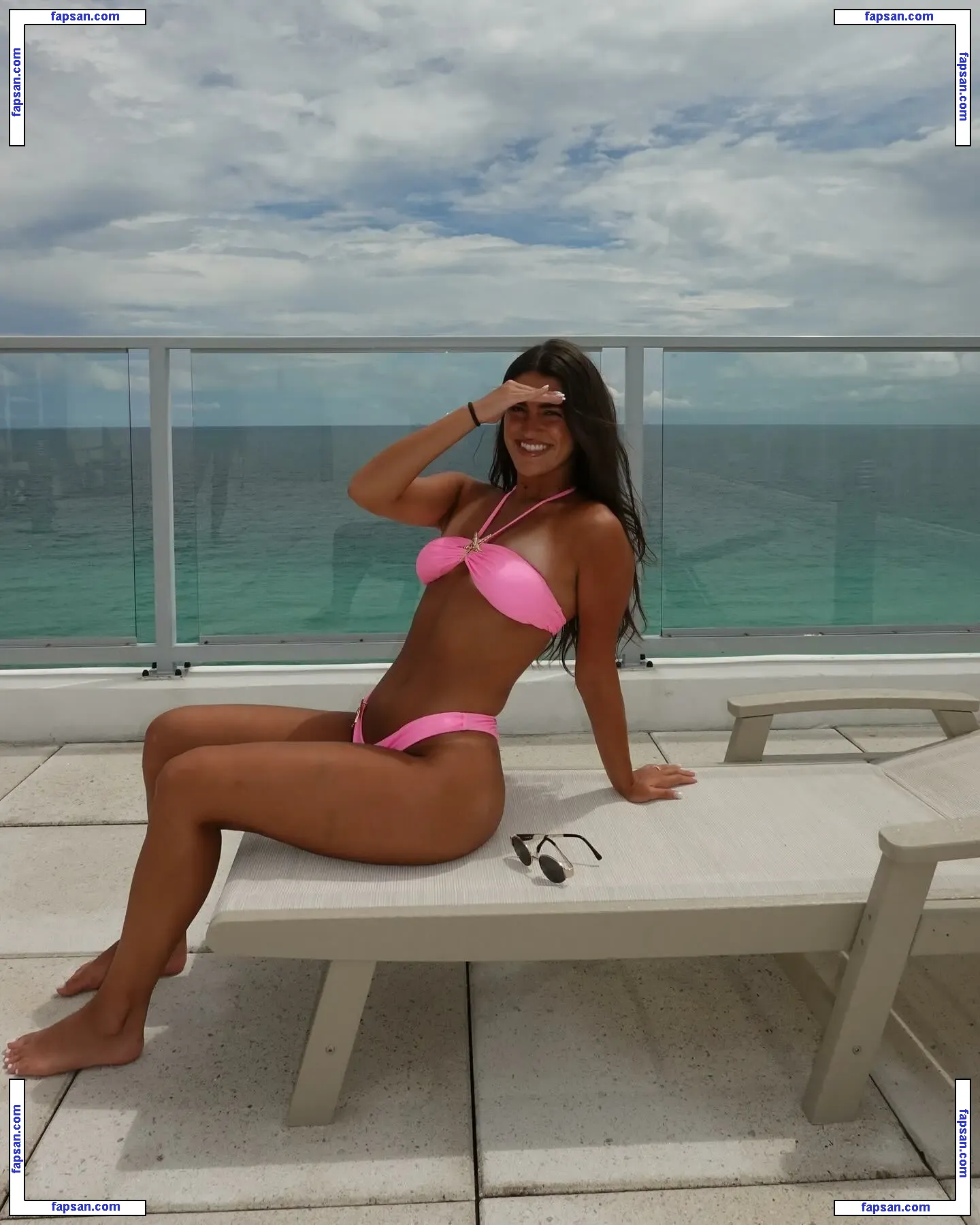 PipSavLee nude photo #0007 from OnlyFans