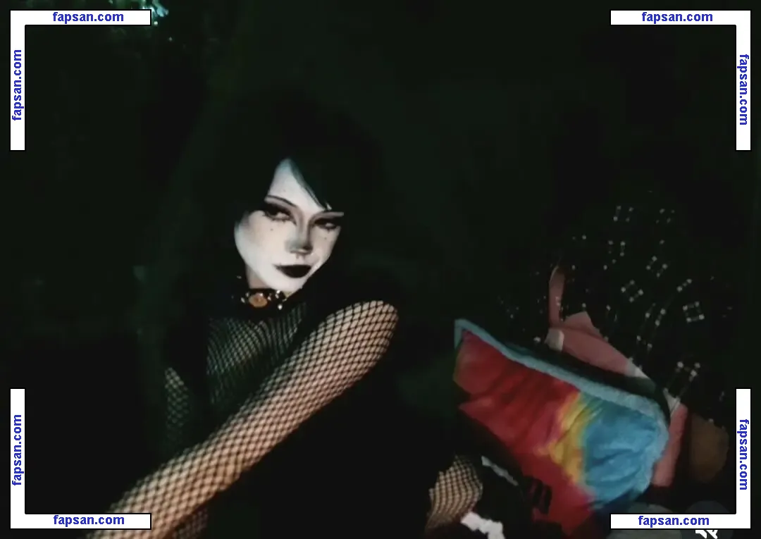 pipssqueakss nude photo #0212 from OnlyFans