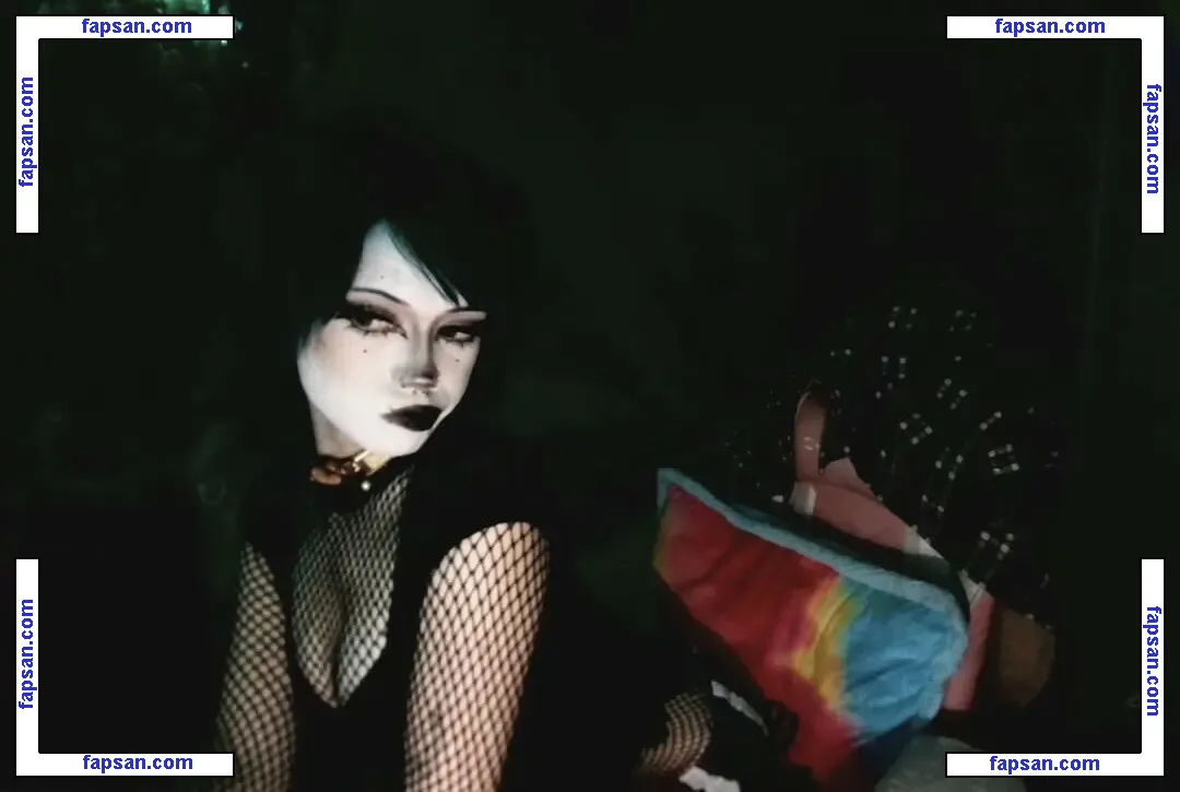 pipssqueakss nude photo #0218 from OnlyFans