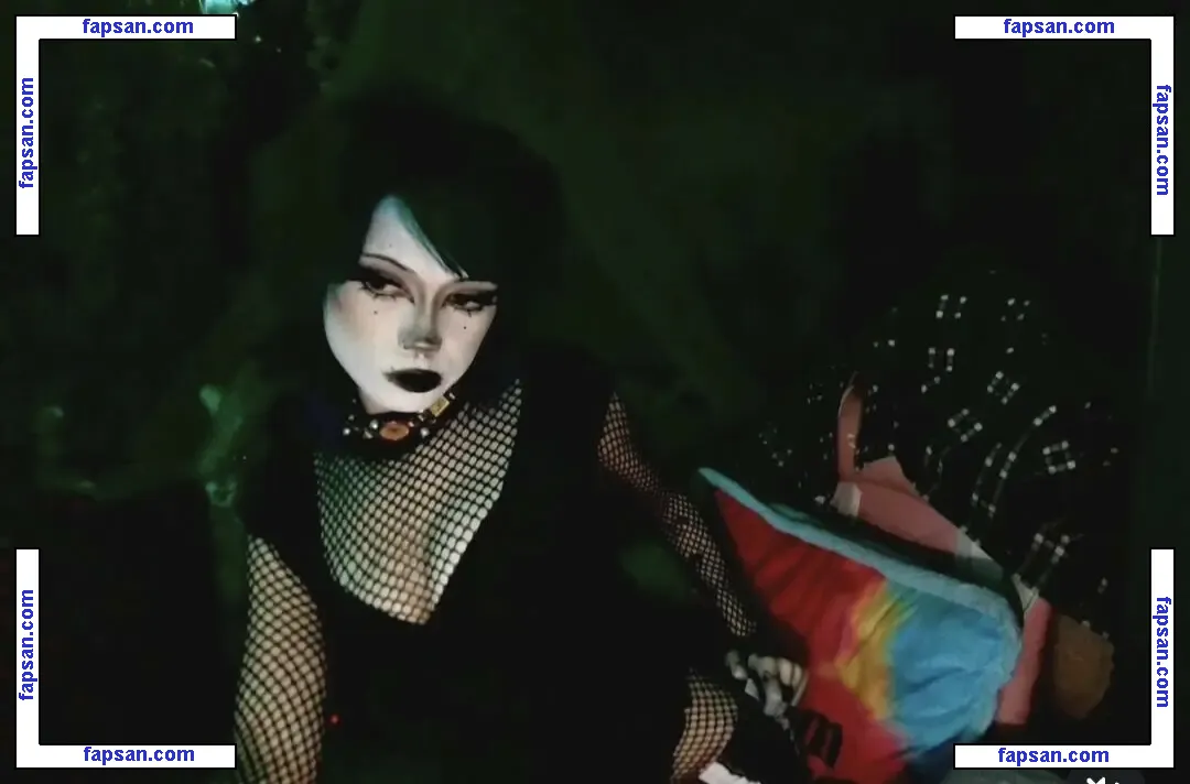 pipssqueakss nude photo #0219 from OnlyFans