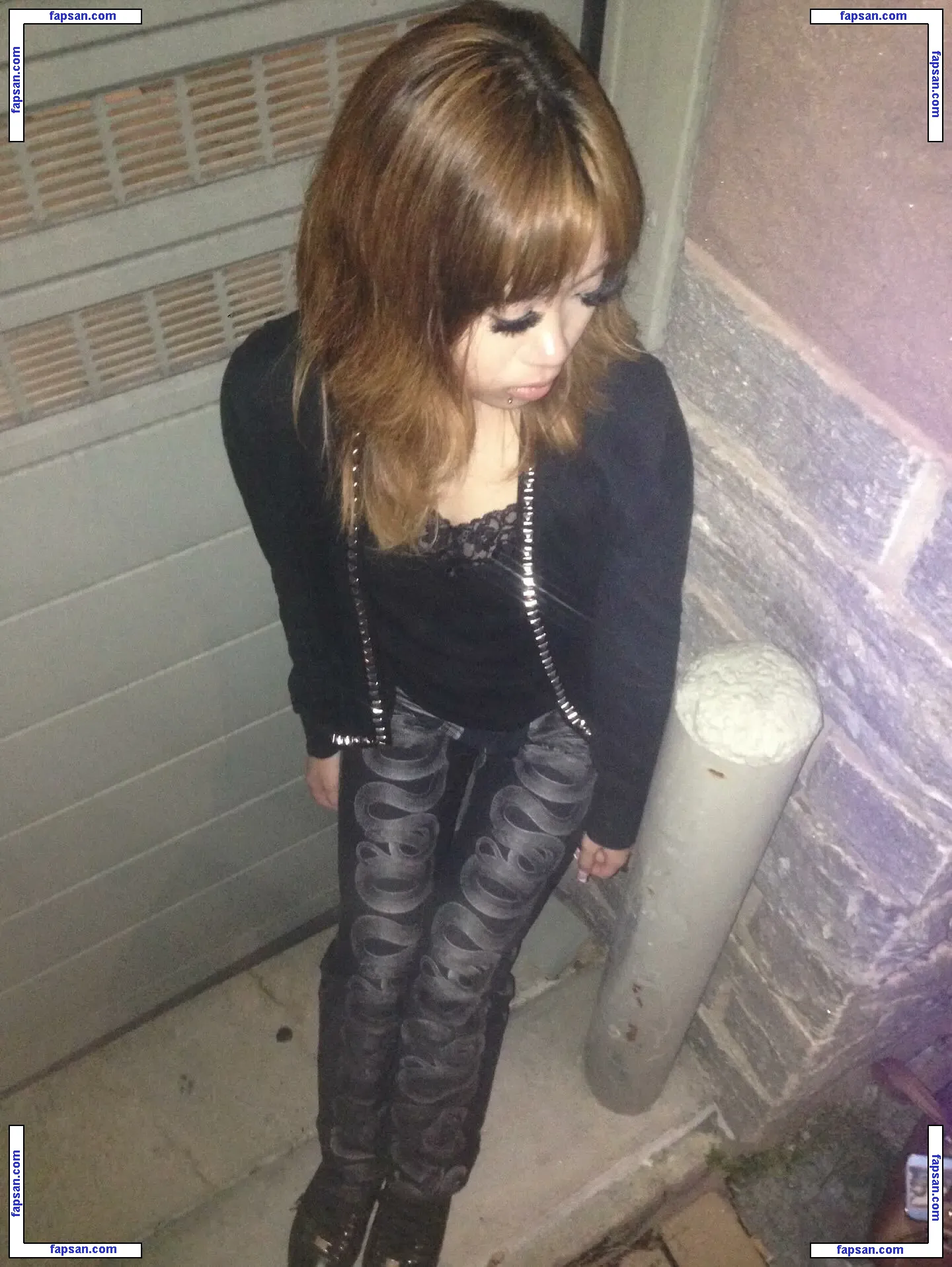 pissonmyblick голая фото #0020 с Онлифанс