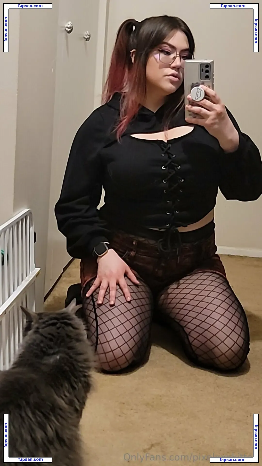 pixelxxxkitten nude photo #0013 from OnlyFans