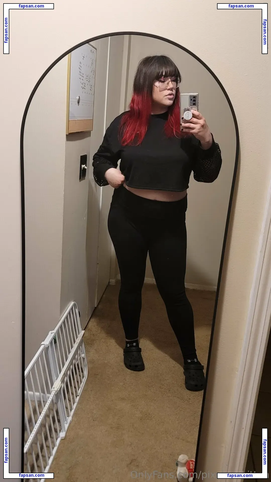 pixelxxxkitten nude photo #0015 from OnlyFans