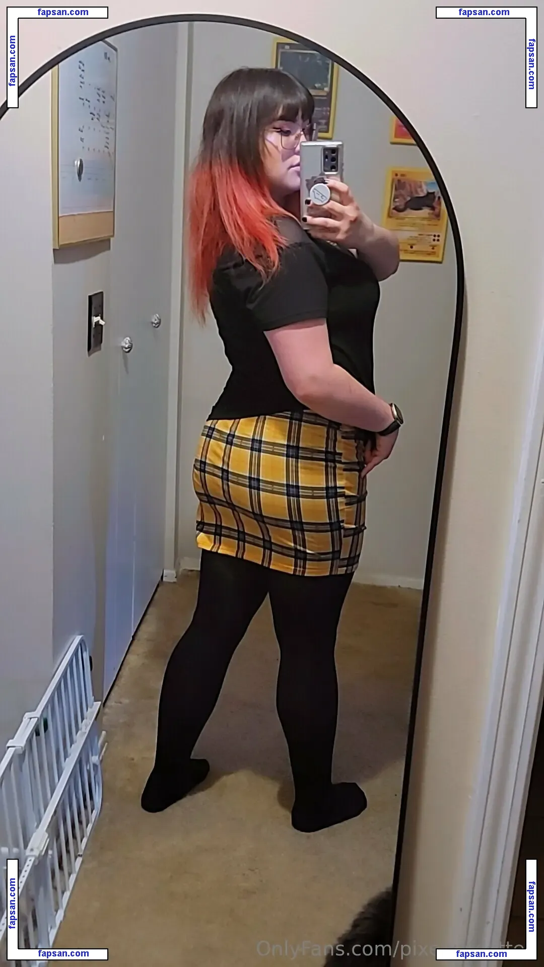 pixelxxxkitten nude photo #0016 from OnlyFans