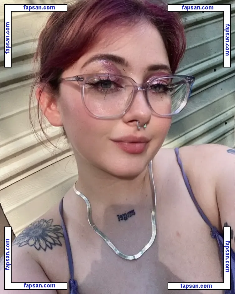 pixie.pais nude photo #0001 from OnlyFans