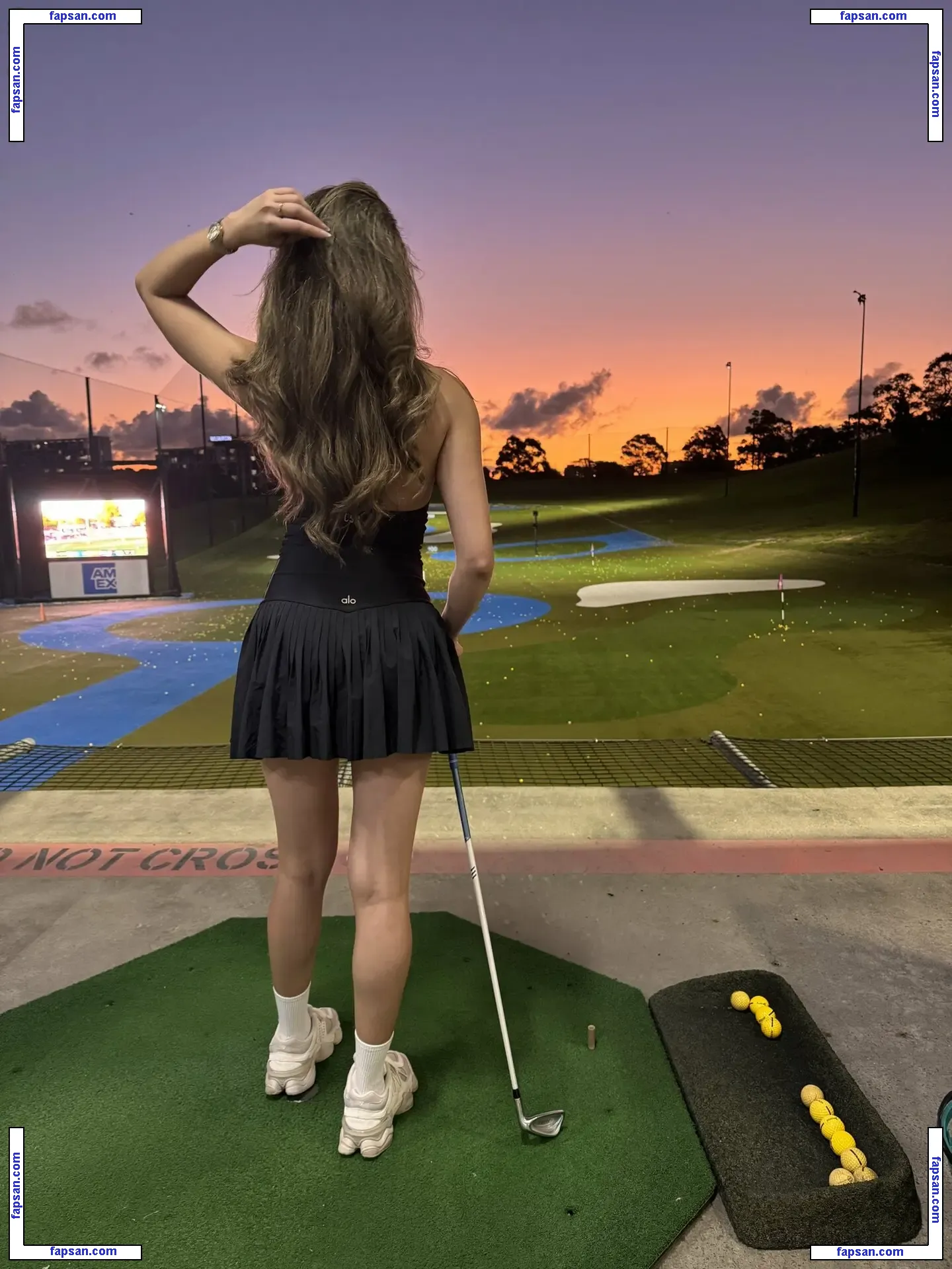 pixieinparadise nude photo #0006 from OnlyFans