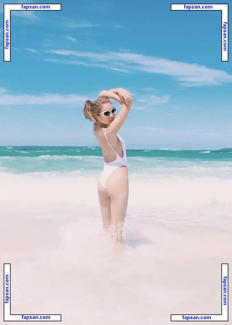 pixieinparadise nude photo #0018 from OnlyFans