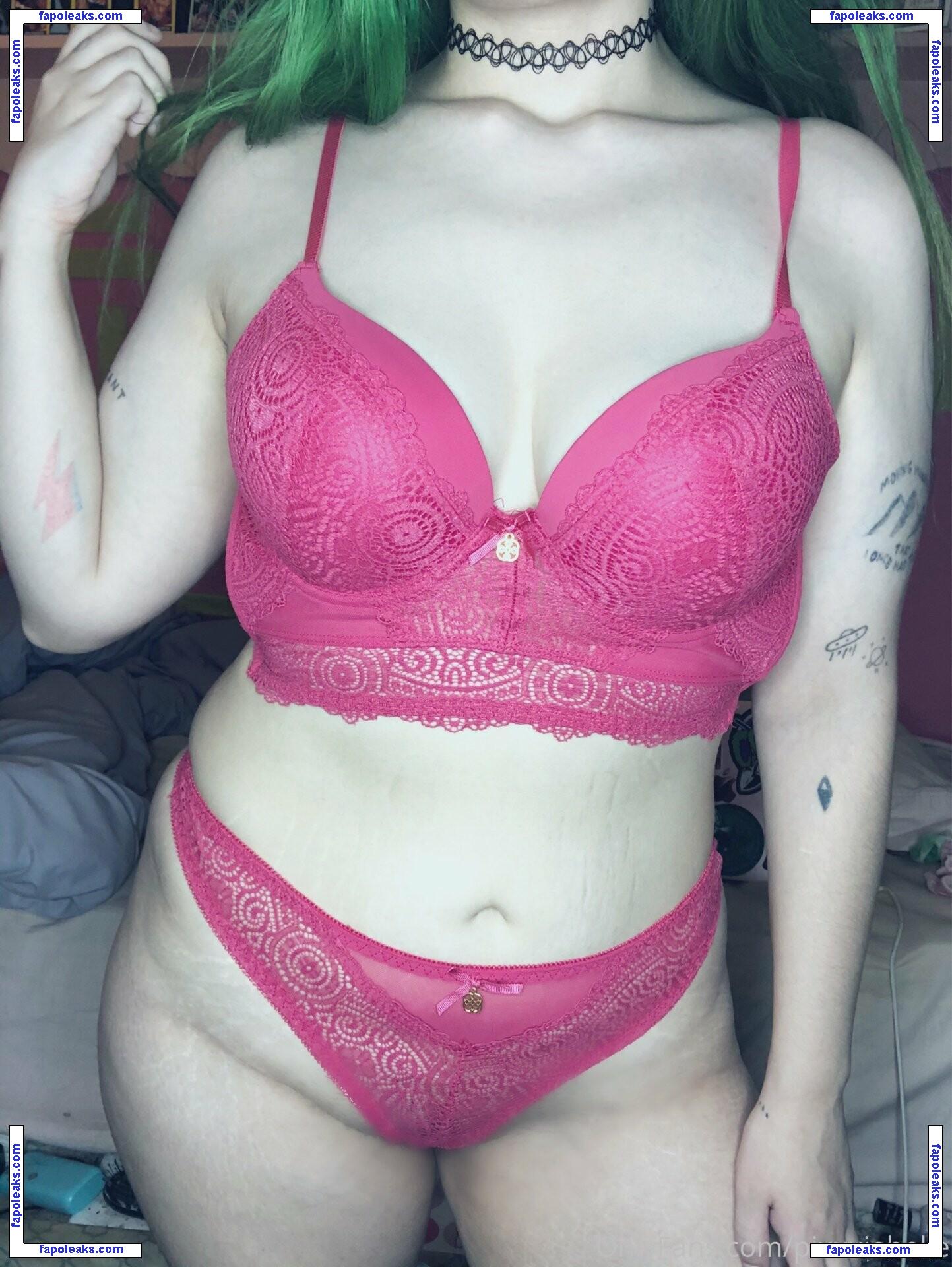 pixxxiebelle / manicpixiebelle nude photo #0042 from OnlyFans