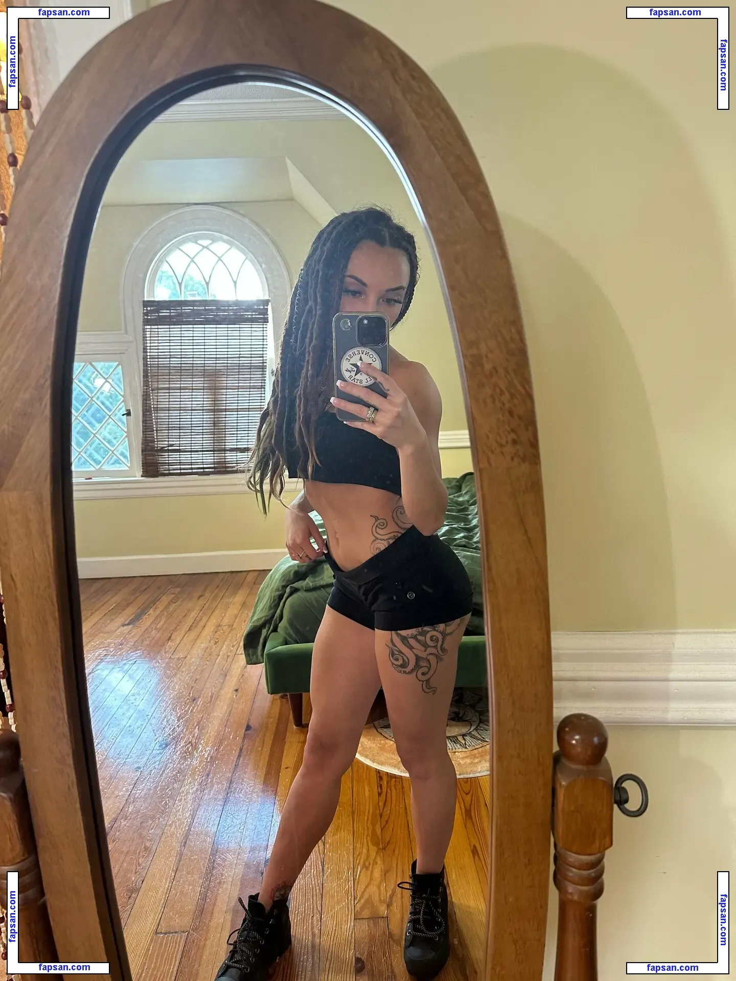 PizzaPussyPie nude photo #0567 from OnlyFans