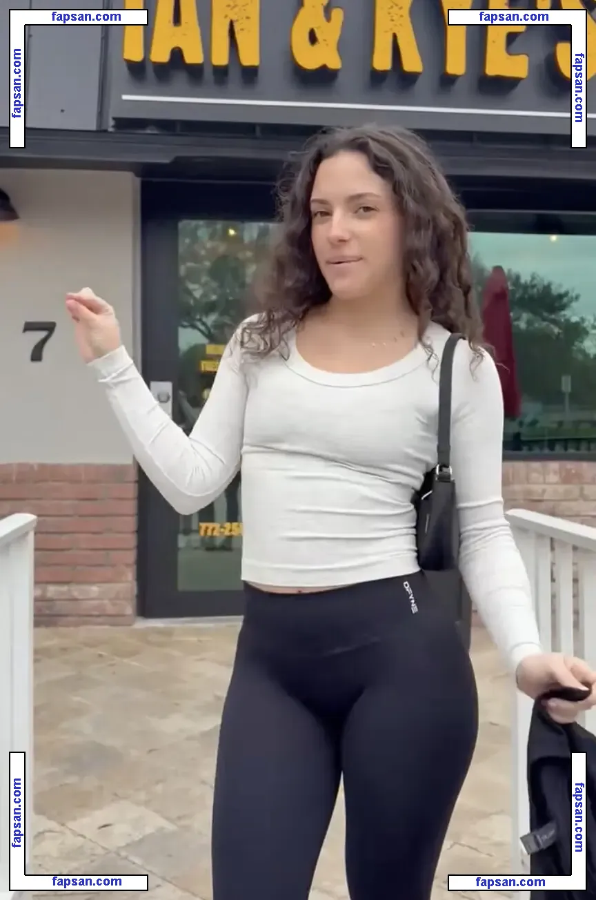 Pizzeria Baddies голая фото #0007 с Онлифанс