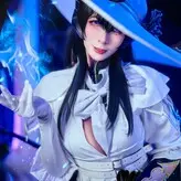 Plathong голая #0018