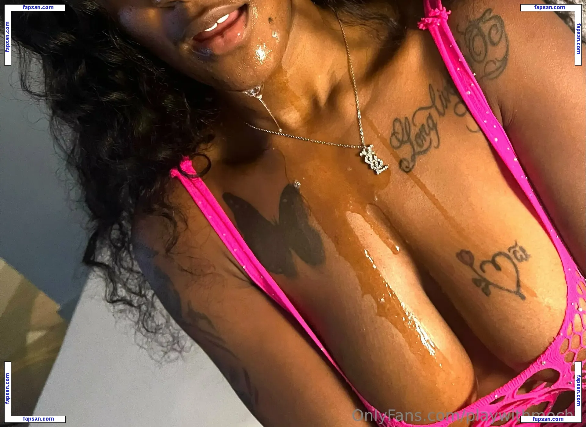 playwithmocha nude photo #0014 from OnlyFans