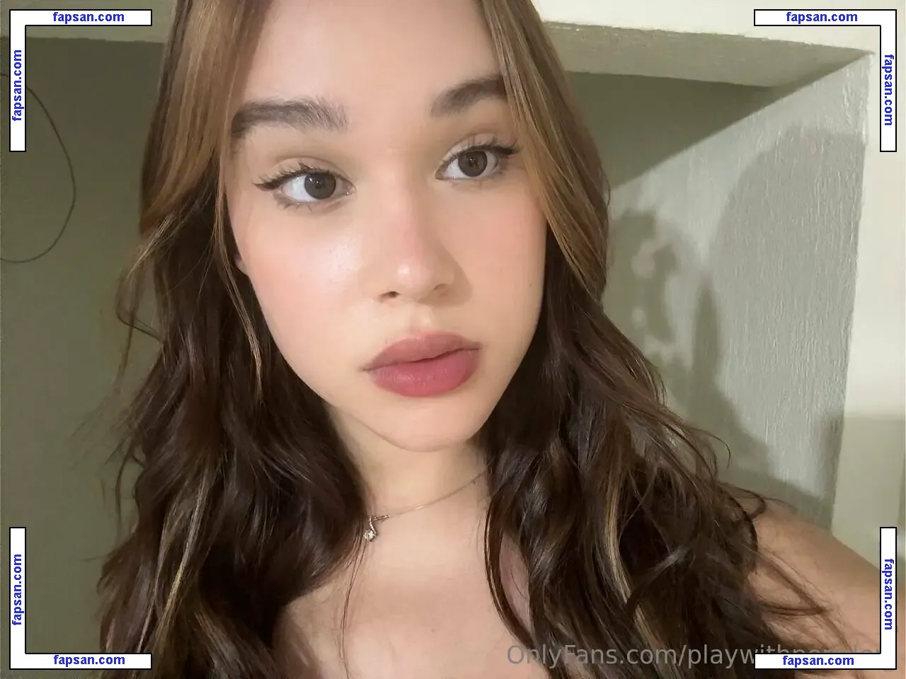 playwithpenelopi nude photo #0010 from OnlyFans