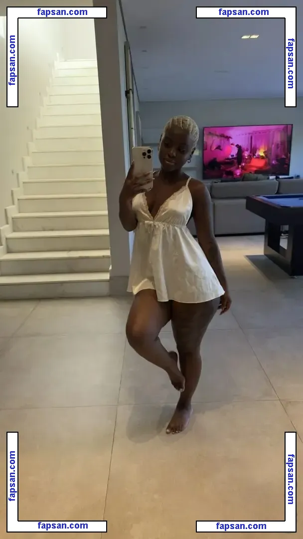 Poliana Ferreira nude photo #0035 from OnlyFans