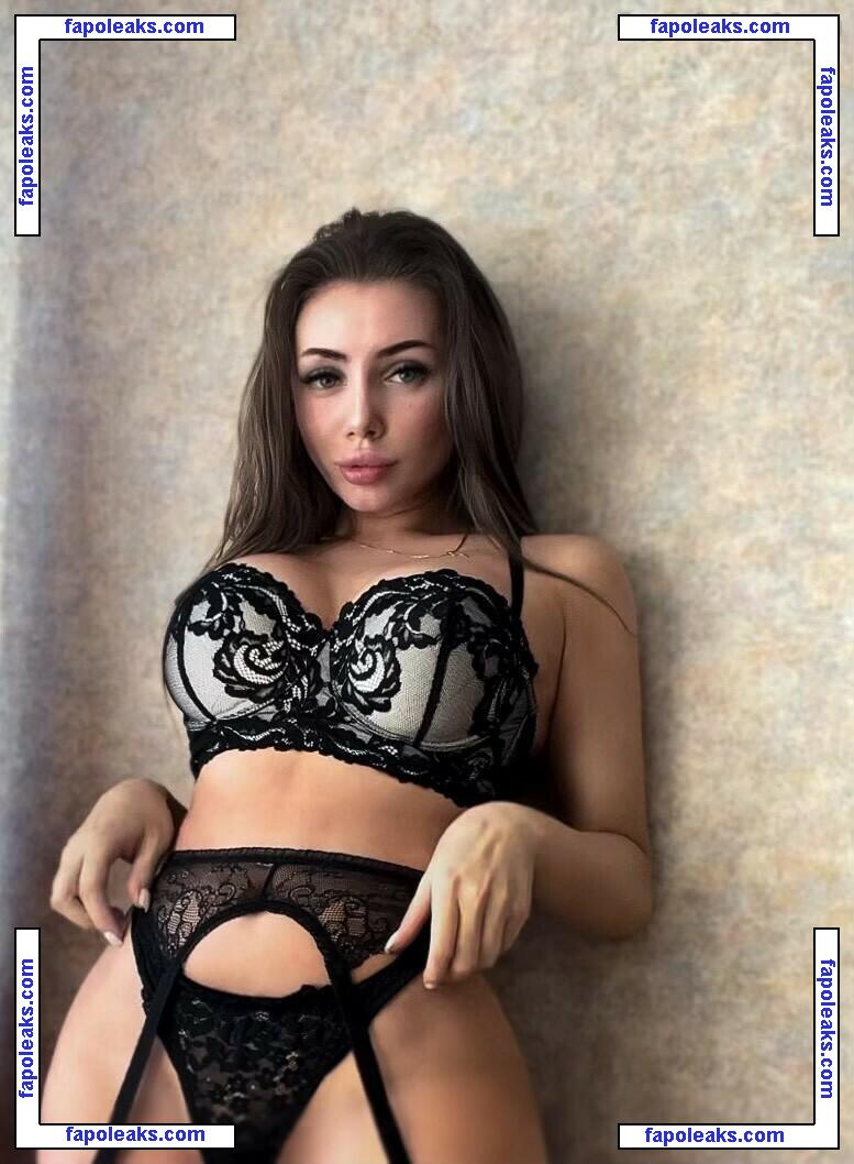 Polinka nude photo #0002 from OnlyFans