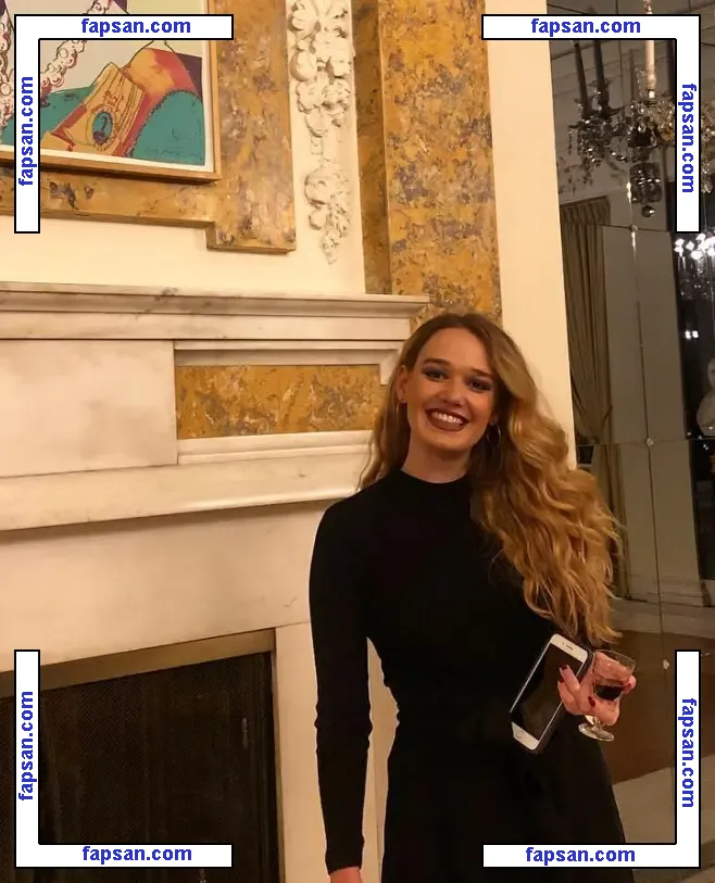 Political Ladies nude photo #0011 from OnlyFans