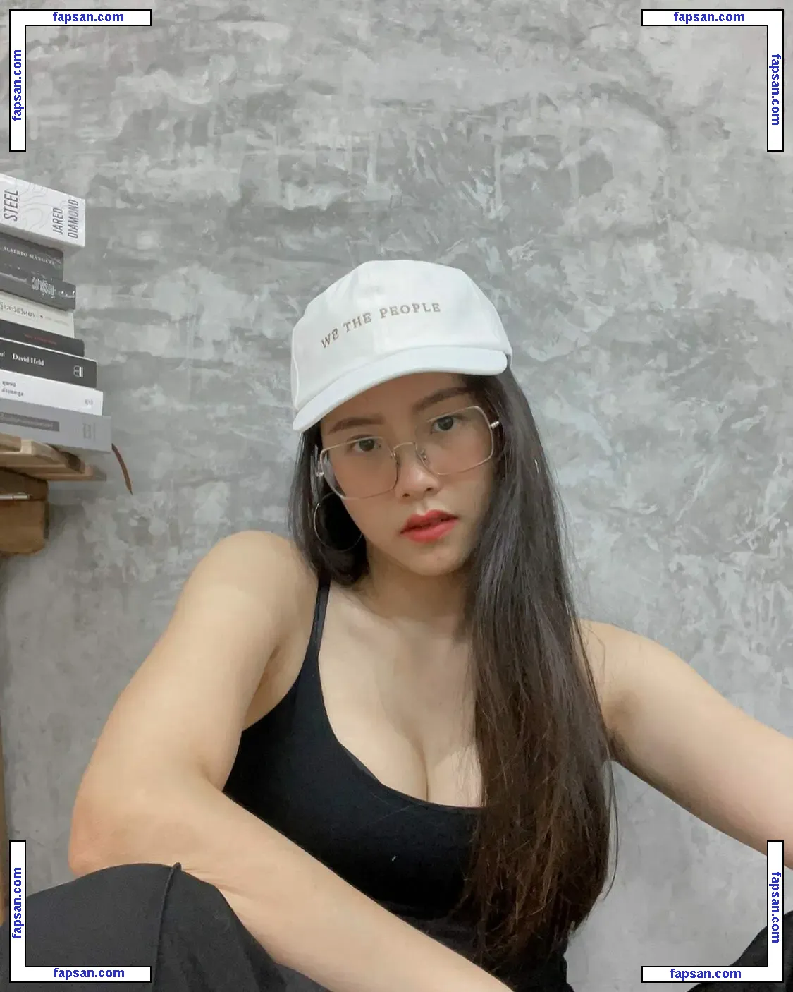 Political Ladies nude photo #0013 from OnlyFans