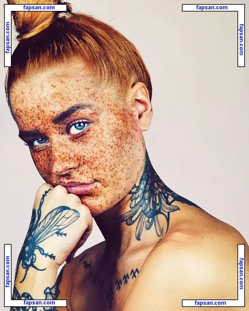 pollyellens голая фото #0005 с Онлифанс