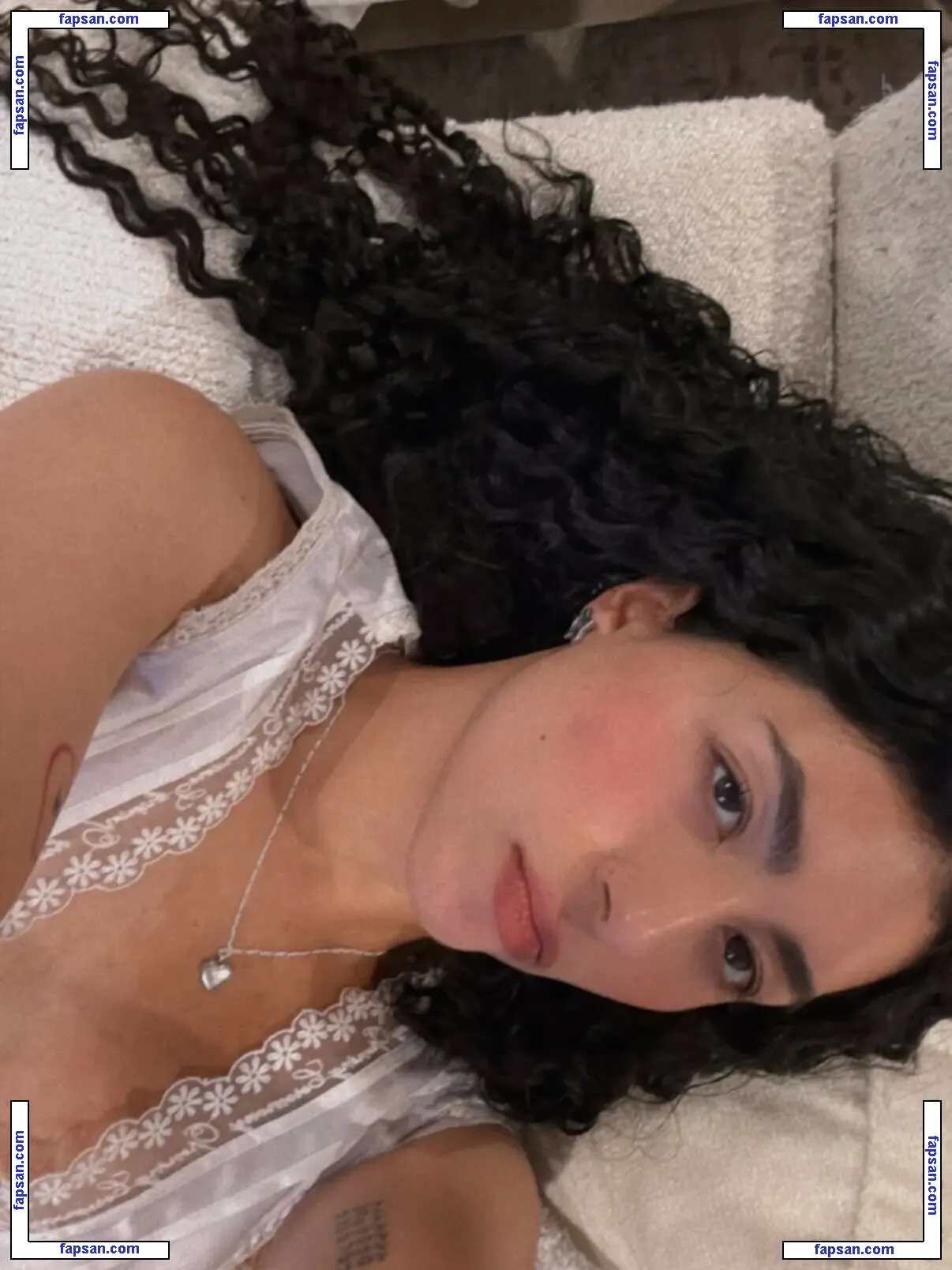 Pom Pom Squad голая фото #0008 с Онлифанс