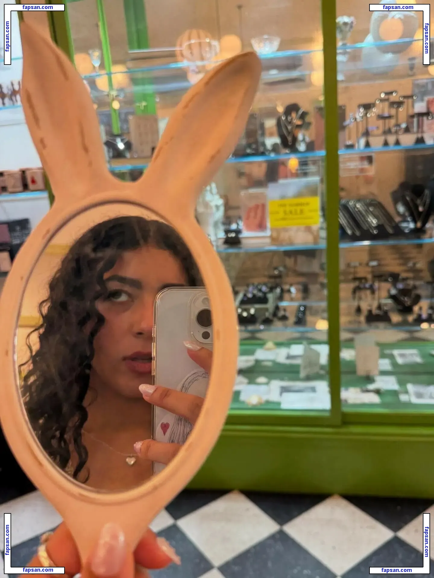 Pom Pom Squad голая фото #0012 с Онлифанс