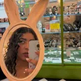 Pom Pom Squad голая #0012