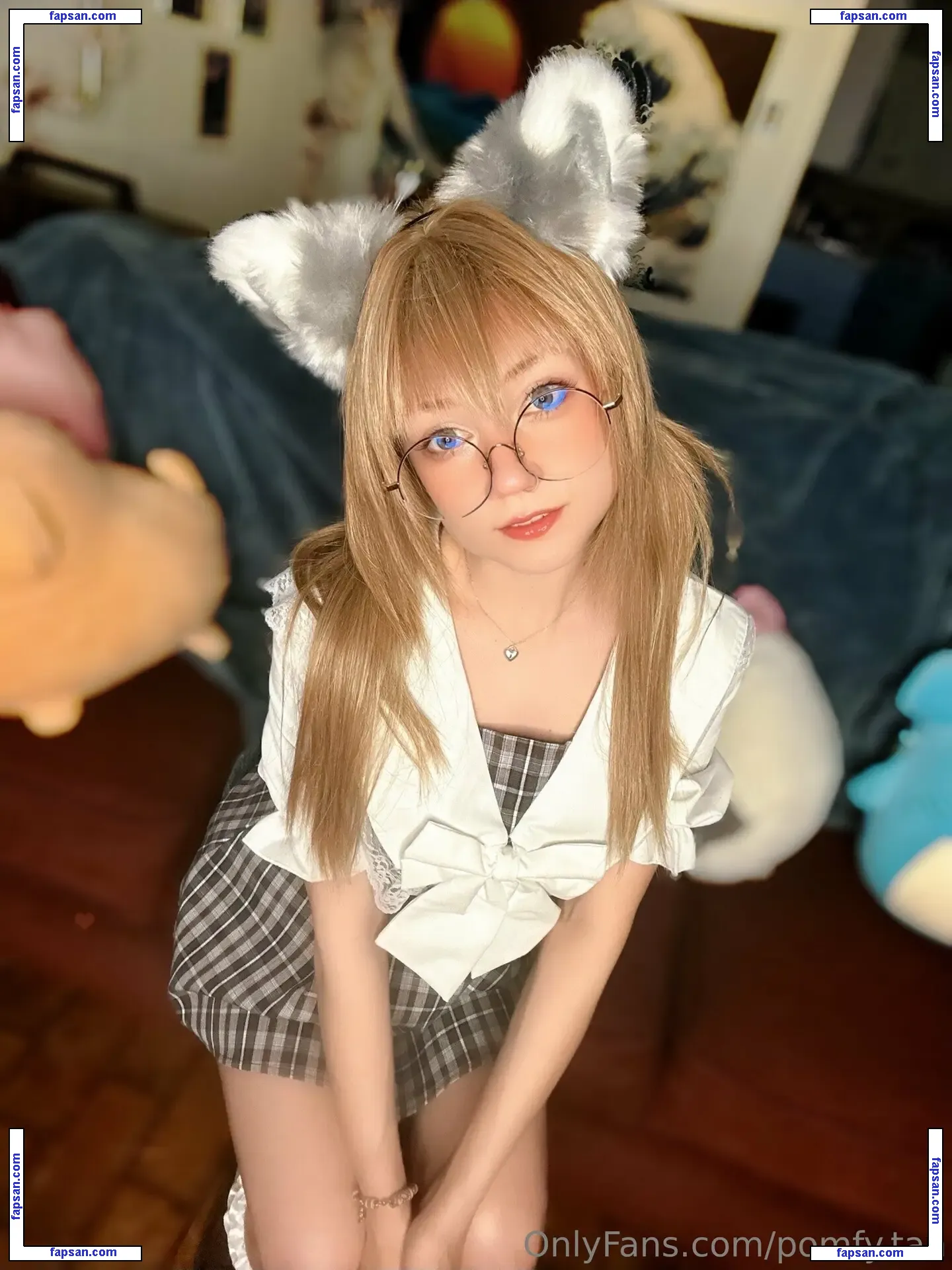 pomfy.tan nude photo #0039 from OnlyFans