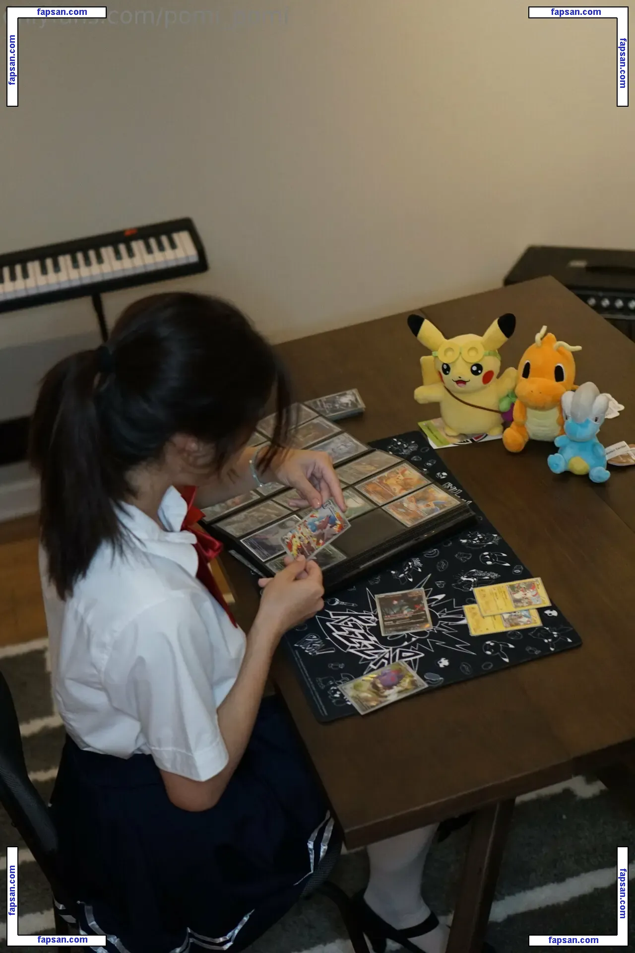 pomi_pomi голая фото #0030 с Онлифанс