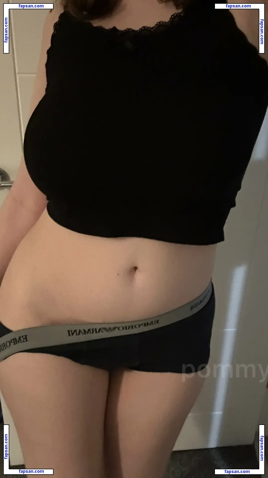 Pommy голая фото #0018 с Онлифанс