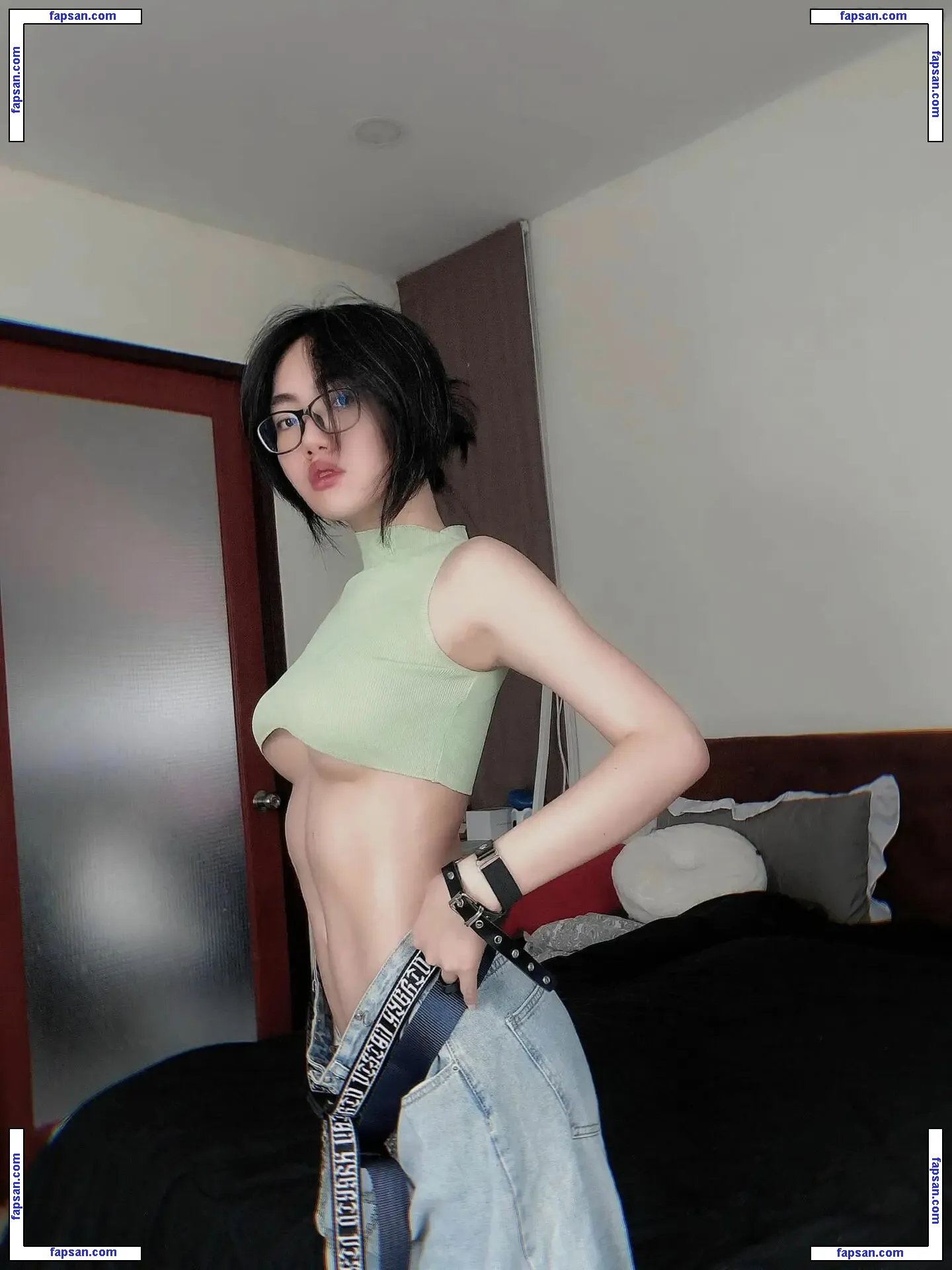Poon Wrunya nude photo #0212 from OnlyFans