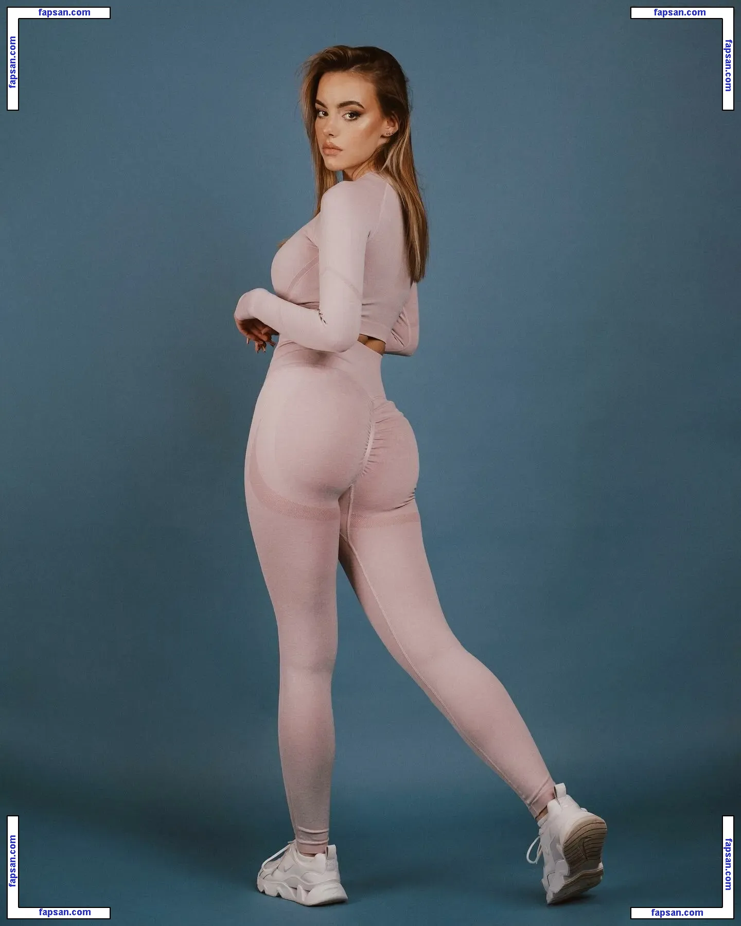 Popovska nude photo #0013 from OnlyFans