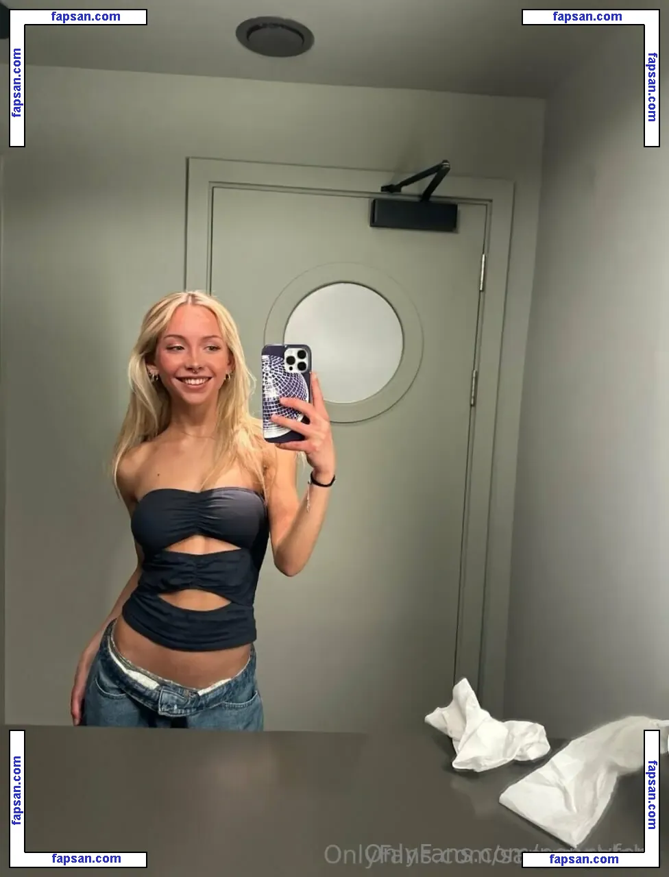 poppyford nude photo #0064 from OnlyFans